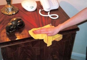 beer-furniture-polisher