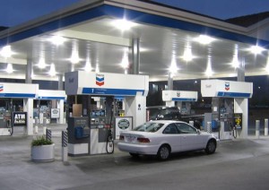 cellphone-gas-station