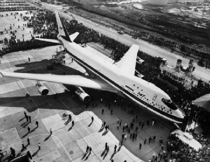 First Flight of a Boeing 747 Jumbo jet - 1969