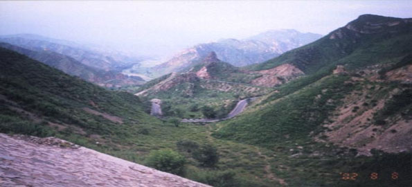 Taihang-Mountain-Canyon