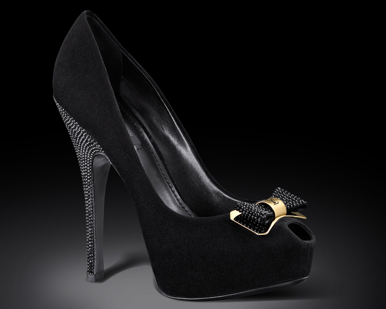 » Top 10 Luxury Shoe Brands For Women